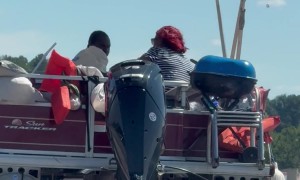 Pontoon Chillin and Grillin