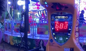 Diva Nearly Maxes Out Arcade Punch Game