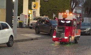 Lightning McQueen Food Cart