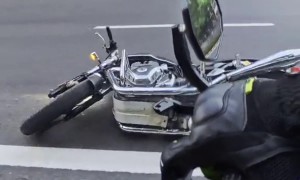 Motorcycle Kept Dragging After Rider Fell From It
