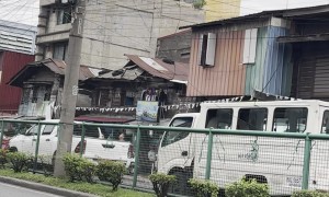 Magnitude 7.6 Earthquake Filmed on Davao City Street