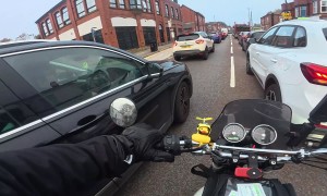 Chill Biker Defends Driver