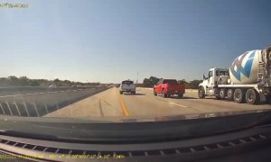 Truck's Bed Liner Comes Loose On Highway