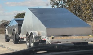 Cybertruck Hauling Cybertrailer