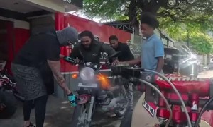 Man Hits Curb and Flies Off Motorcycle