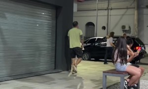 Kids Go Crazy When Left Alone in Car