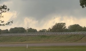 Man Witnesses the Birth of a Tornado