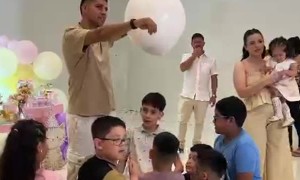 Clever Kid Pockets All The Candy