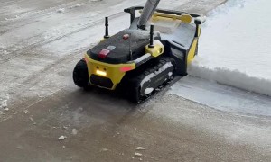 First Time Using the Yarbo Snowblower