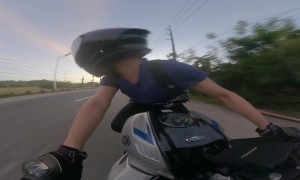 Violent Motorcycle Speed Wobble