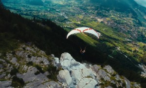 Speedflying in the Swiss Alps