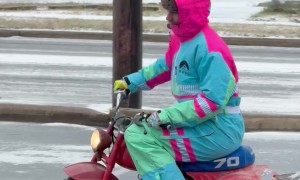 Texans Make the  Most of a Rare Snow Day