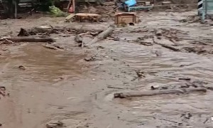 Running From Rapidly Rising Floodwaters