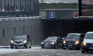 Audi Has No Problem Driving on Icy Hill