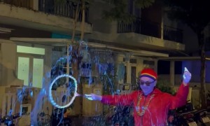 Blue Neon Bubble Show