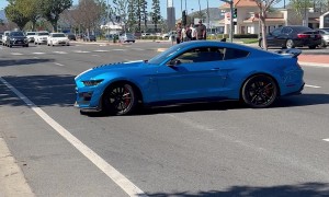 Mustang Gt500 Close Call Swerving Near Crowd