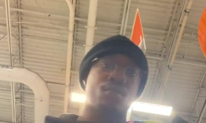 Associate Speed Solves Rubik's Cube