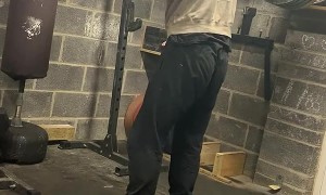 Strongman Performs a Classic Lifting Technique