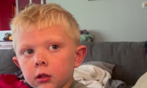 Kid Asks Mom About Her Colonial Times Childhood