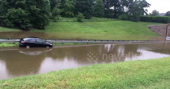 Flash flooding emergency declared in Washington DC area as roads turn ...