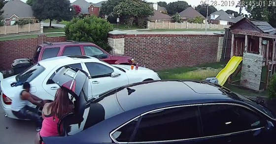 Security Cam Fails Sharedots