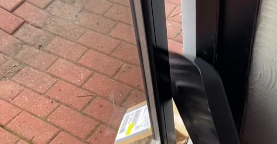 Door Blocked by Delivery - Sharedots