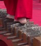 Kung fu master walks on blades' edges barefoot in China's Sichuan