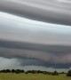Stunning Shelf Cloud Streaks Across Sky