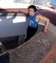 Parkour Athlete Does Rooftop Dips On a 40-meter ledge
