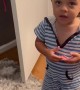Toddler \'instructs\' mom to go and make him a pizza