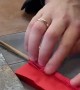 Clever Trick for People Who Struggle With Chopsticks